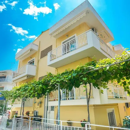 Studios Panagiota Apartment Potos