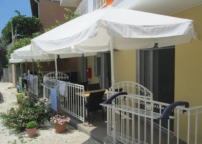 潘娜吉尔塔一室公寓